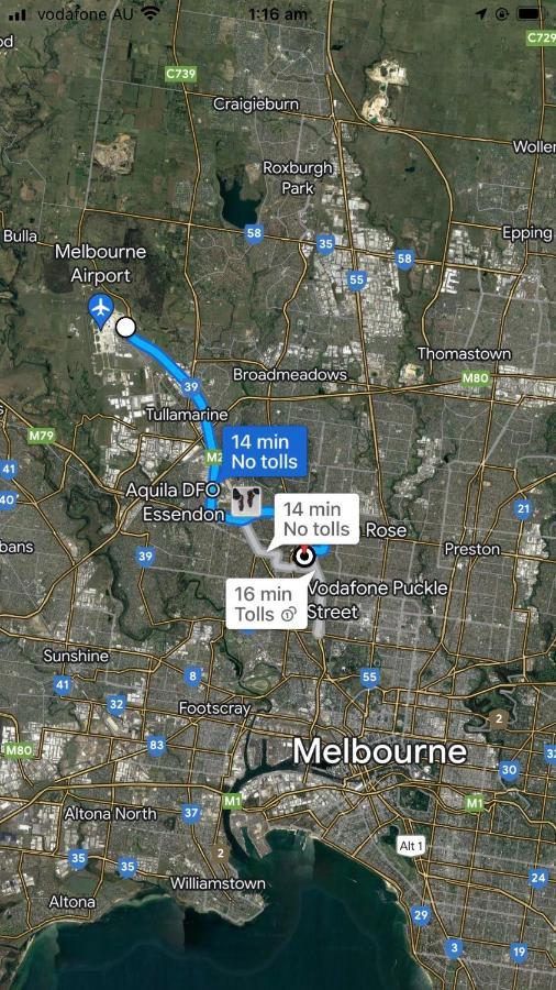 A Single Room Near The Railway Station Melbourne Exteriör bild