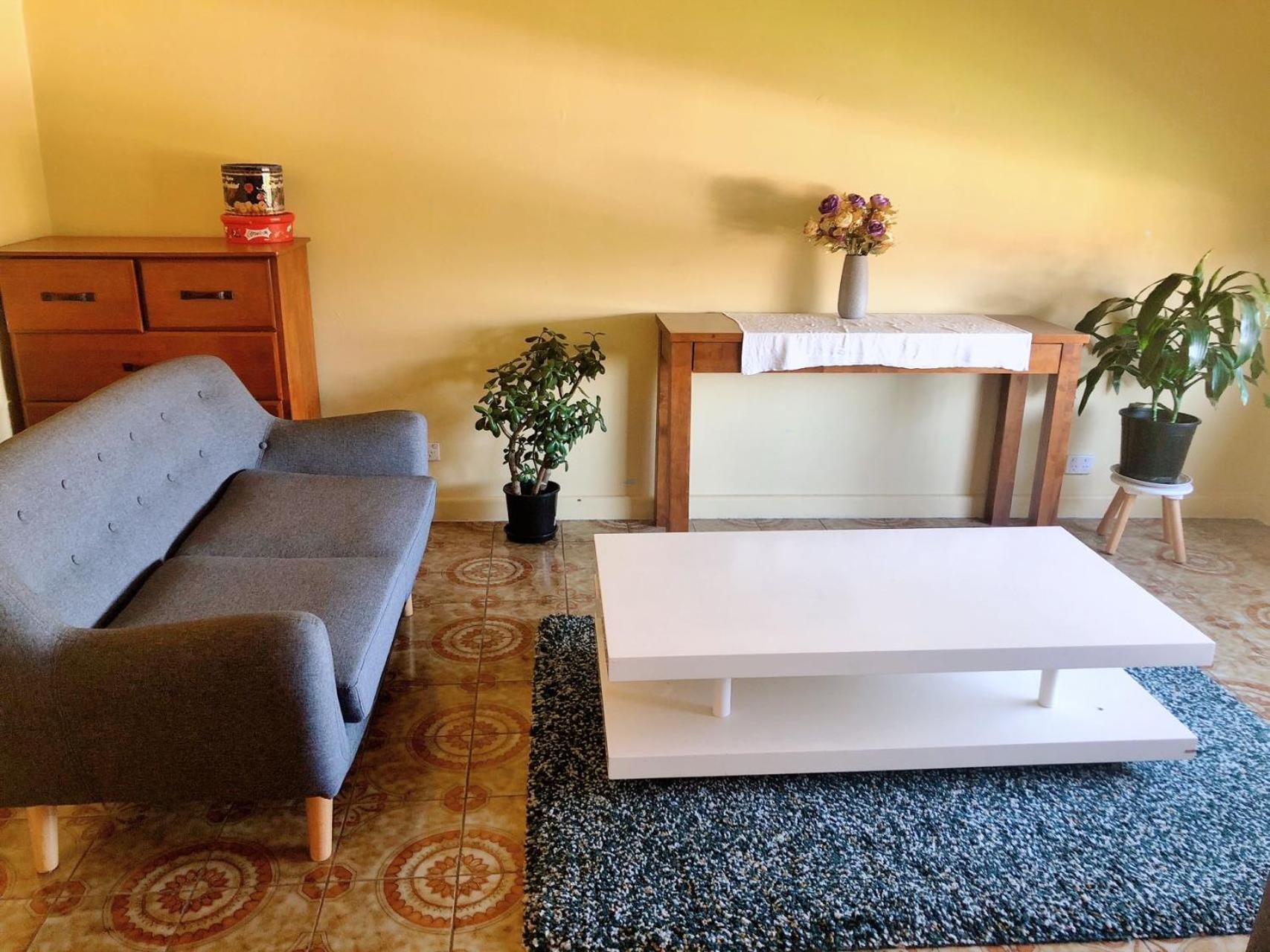 A Single Room Near The Railway Station Melbourne Exteriör bild